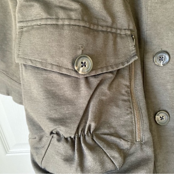 Women’s Magellans Travel Gear Button Front Fall Jacket Pockets Khaki Green Sz L - Picture 9 of 16
